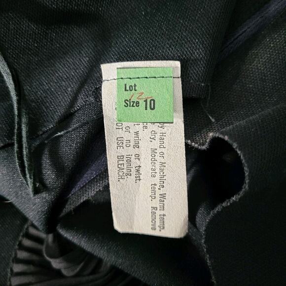 Vintage Black V-neck Ruffled Maxi Formal Dress Size 10 Goth Witch Vamp Sexy Glam - Picture 13 of 15